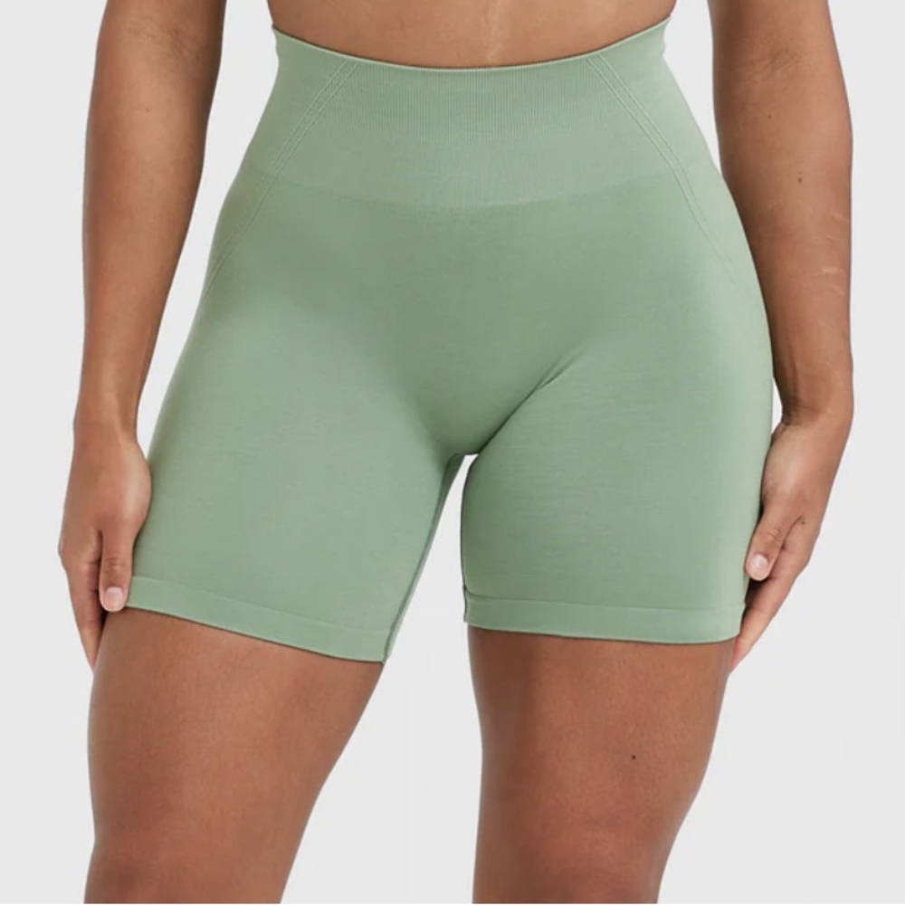 Oner Active Effortless Shorts in Sage